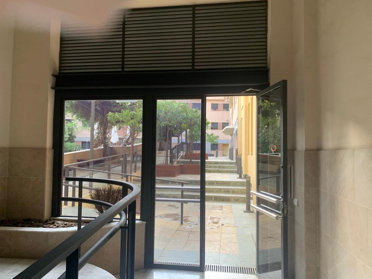 Apartamento Proximo Al Centro De 2 Dormitorios Con Piscina. Севилья Экстерьер фото